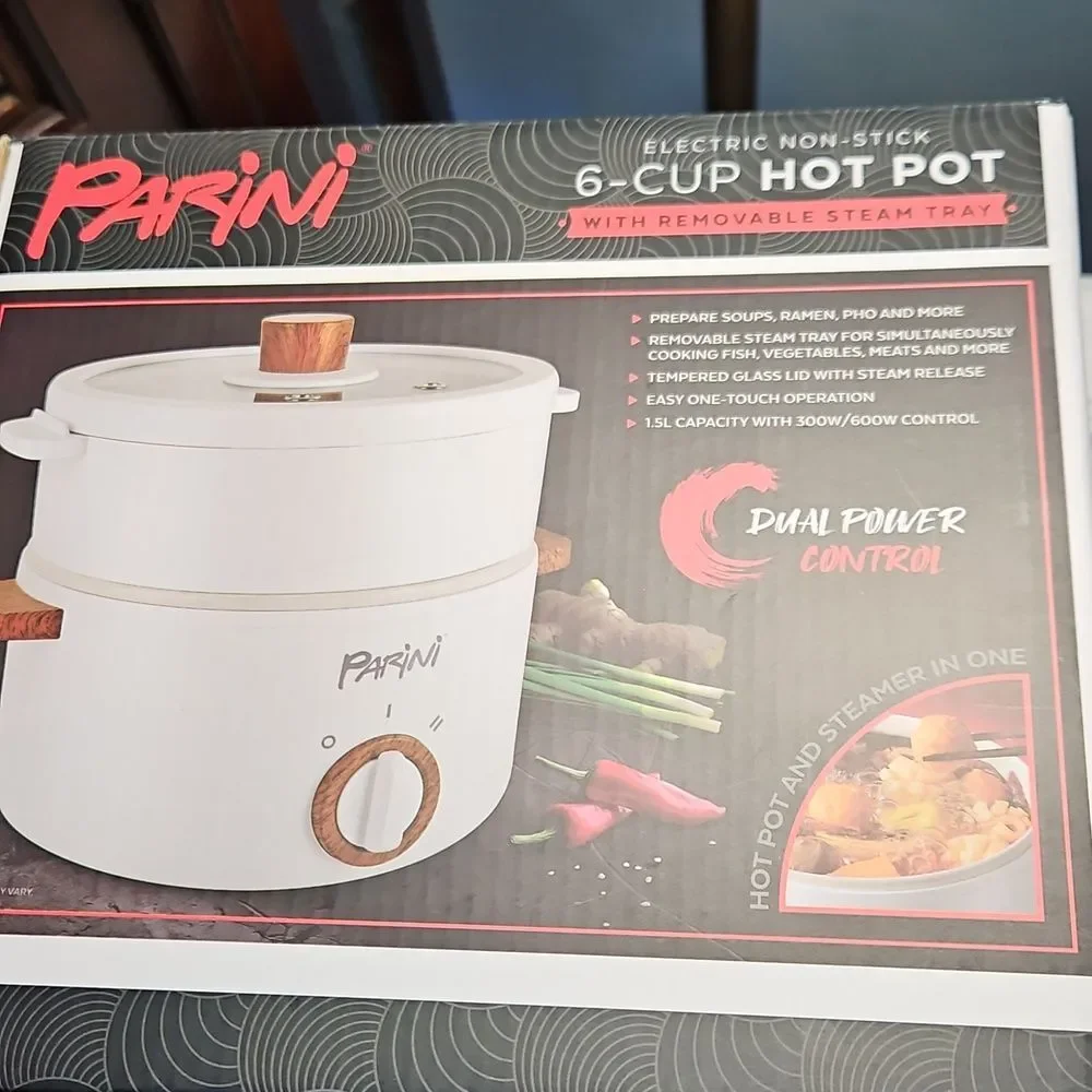 NIB Parini White Electric Hot Pot with Wooden Accents